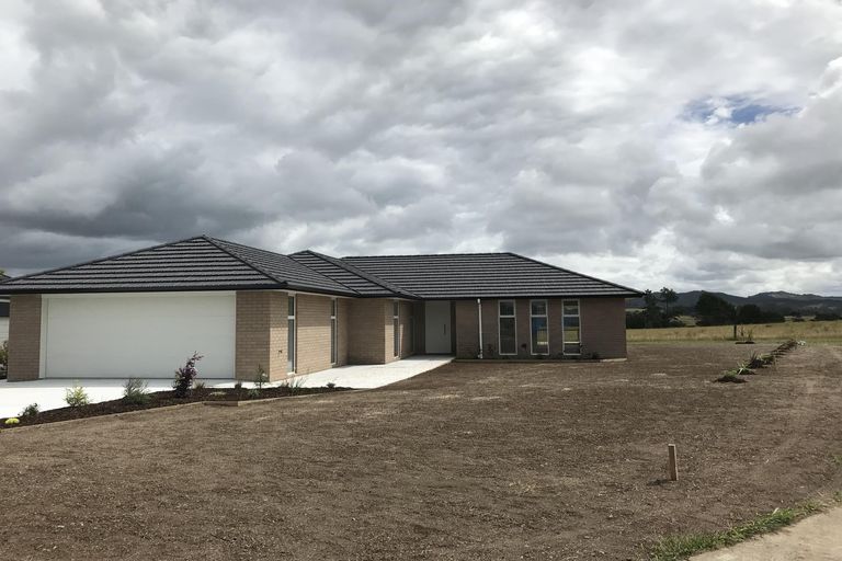 Photo of property in 12 Captains Loop, Haruru, 0204