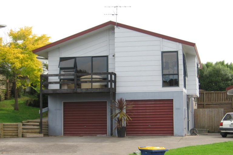Photo of property in 52 Vintage Drive, Henderson, Auckland, 0612