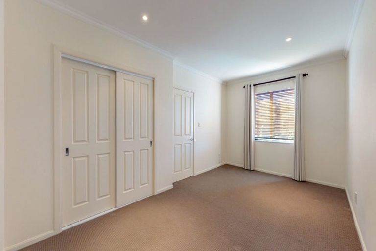 Photo of property in 35 Futuna Close, Karori, Wellington, 6012