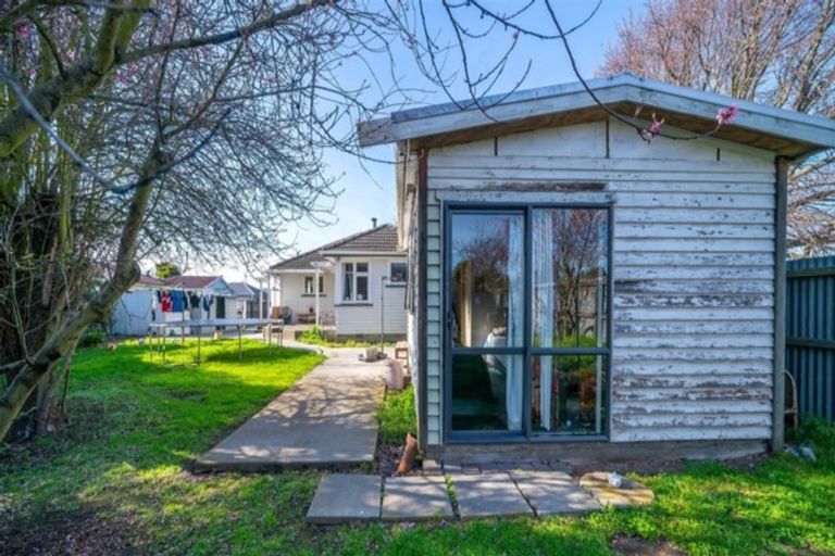 Photo of property in 14 Springs Road, Hornby, Christchurch, 8042