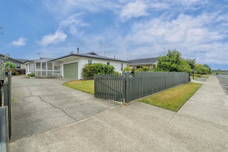 Photo of property in 56 Kildare Drive, Waikiwi, Invercargill, 9810