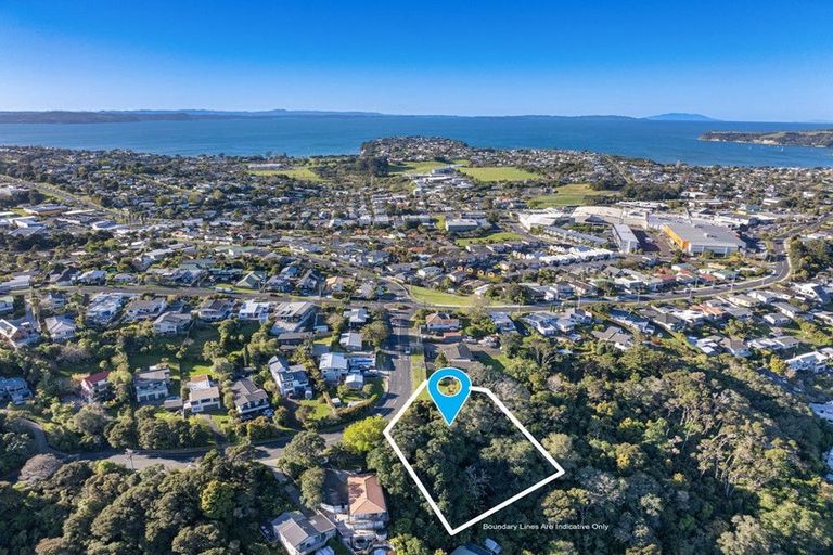 Photo of property in 6 Cochrane Avenue, Arkles Bay, Whangaparaoa, 0932