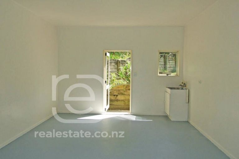 Photo of property in 6/42 Rodney Street, Wellsford, 0900
