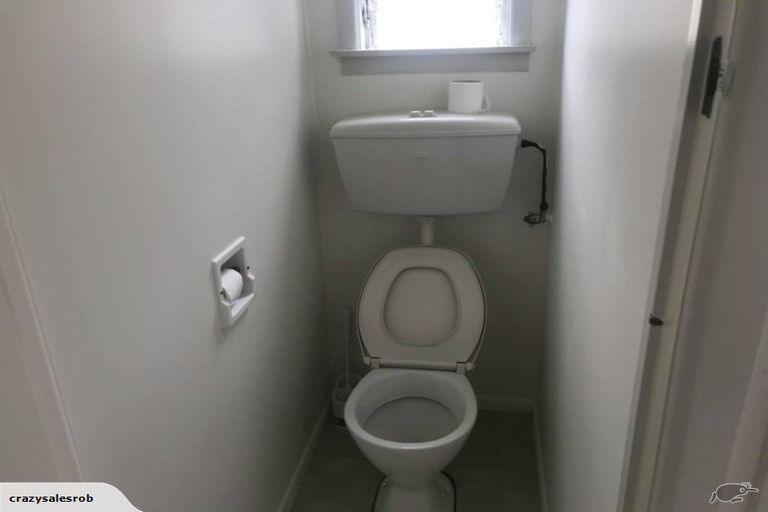 Photo of property in 1/18 Matipo Road, Mairangi Bay, Auckland, 0630