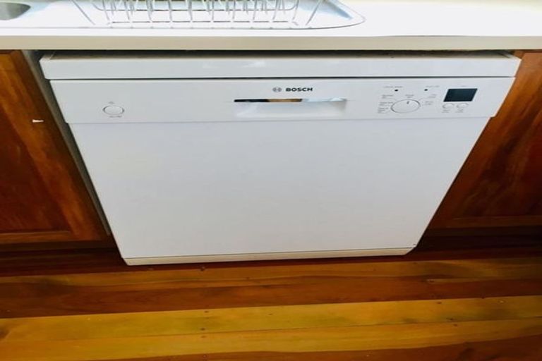 Photo of property in 13 Deveron Road, Manurewa, Auckland, 2102