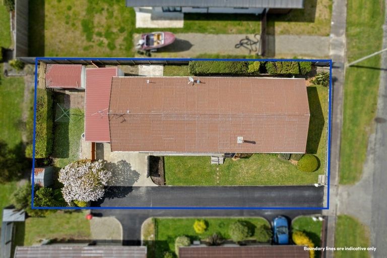 Photo of property in 8 Cambridge Street, Pahiatua, 4910