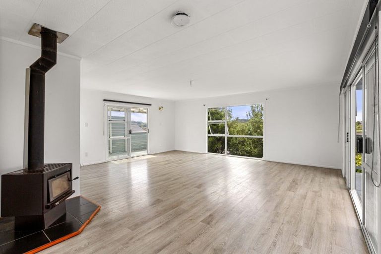 Photo of property in 3 Lorenzen Bay Road, Raglan, 3225