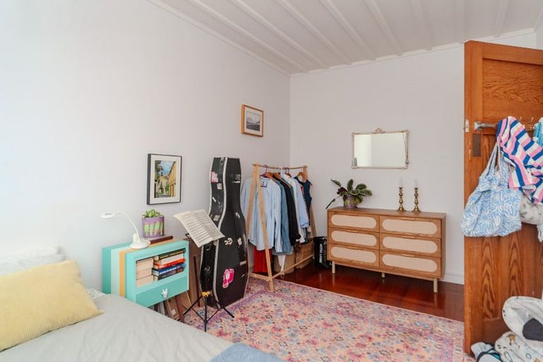 Photo of property in 118 Ohiro Road, Brooklyn, Wellington, 6021