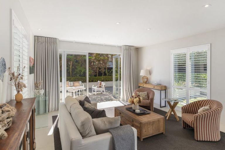 Photo of property in 9 Cox Street, Merivale, Christchurch, 8014