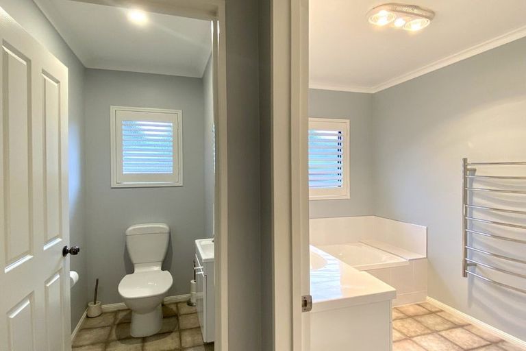 Photo of property in 36 Matemuri Drive, Papamoa Beach, Papamoa, 3118