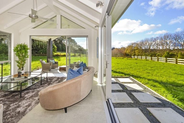 Photo of property in 669 Kahikatea Flat Road, Waitoki, Kaukapakapa, 0871