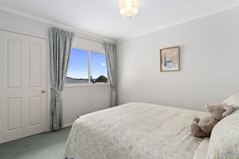 Photo of property in 10 Bayvista Close, Welcome Bay, Tauranga, 3112