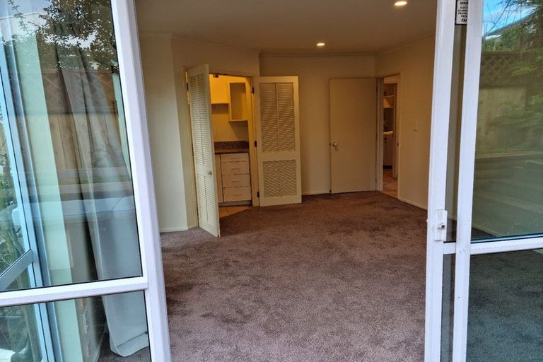 Photo of property in 2/837 Beach Road, Browns Bay, Auckland, 0630