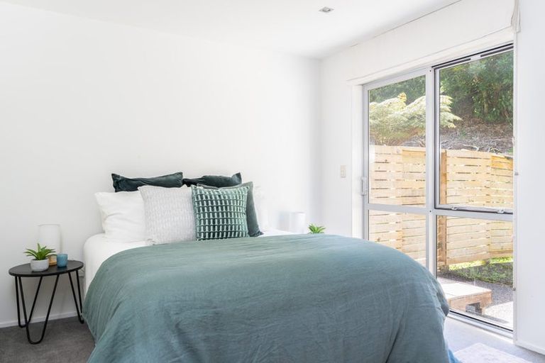 Photo of property in 10 Saddleback Grove, Karori, Wellington, 6012