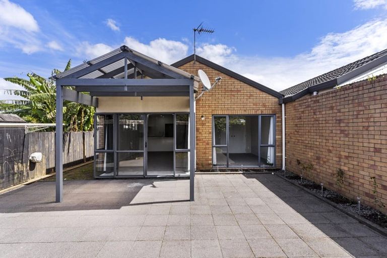 Photo of property in 13/202 Massey Road, Mangere East, Auckland, 2024