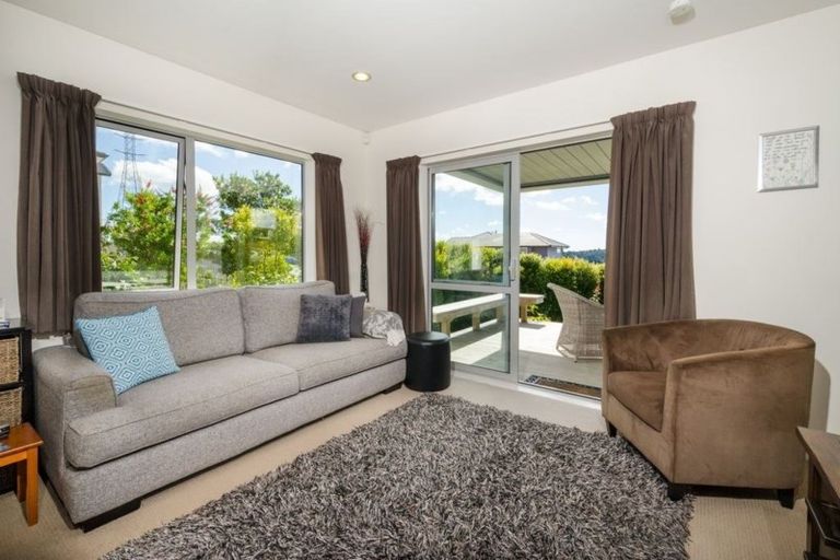 Photo of property in 18 Alloway Street, Westgate, Auckland, 0614