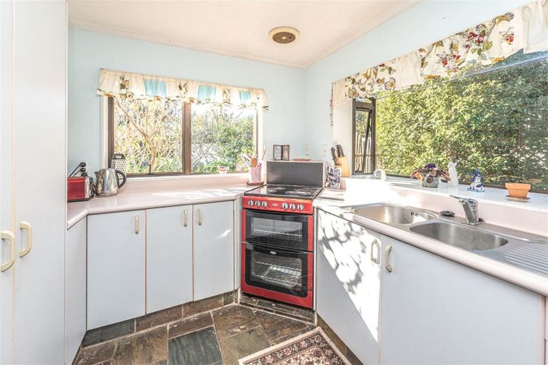 Photo of property in 14 Budge Street, Fordell, Whanganui, 4572