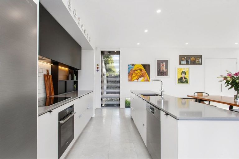 Photo of property in 58 Wai-iti Terrace, Burnside, Christchurch, 8052