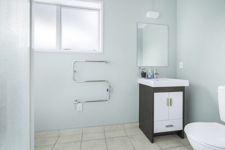 Photo of property in 3a Scotland Place, Hillcrest, Hamilton, 3216