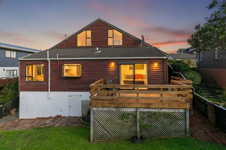 Photo of property in 10 Peter Button Place, Johnsonville, Wellington, 6037