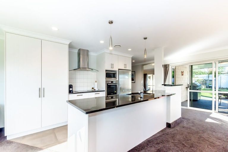 Photo of property in 3 Patterson Lane, Raumati Beach, Paraparaumu, 5032