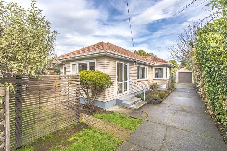 Photo of property in 15 Fergusson Avenue, Mairehau, Christchurch, 8013