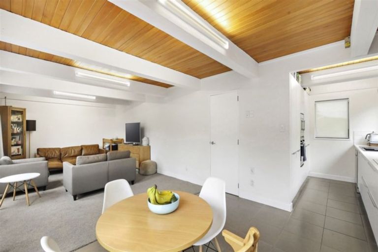 Photo of property in 1/10 Albany Street, St Albans, Christchurch, 8014