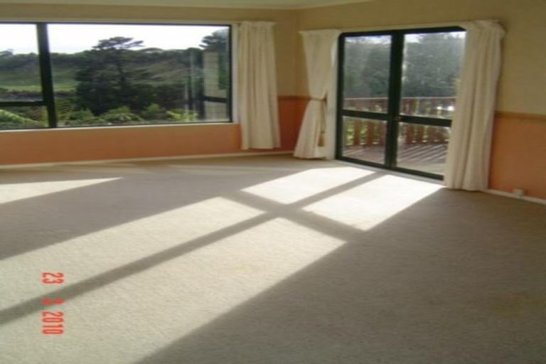 Photo of property in 94 Riversdale Drive, Merrilands, New Plymouth, 4312