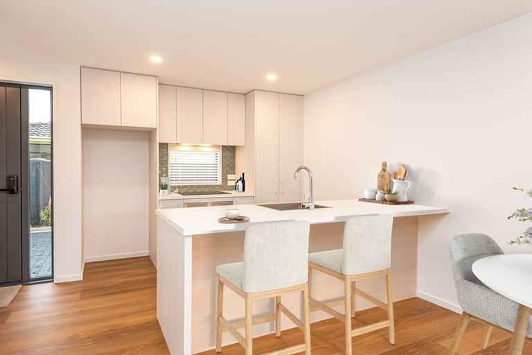 Photo of property in 2/24 Perth Street, Richmond, Christchurch, 8013