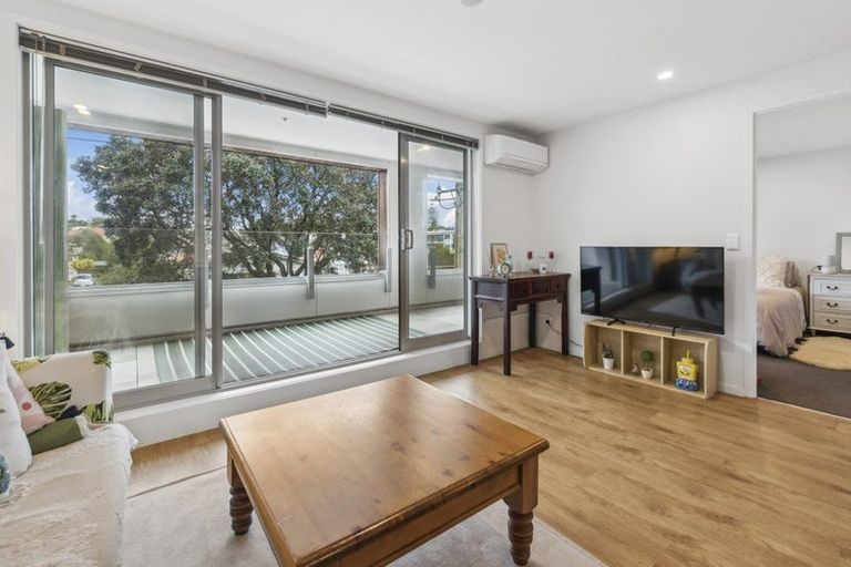 Photo of property in 102/25 Bute Road, Browns Bay, Auckland, 0630