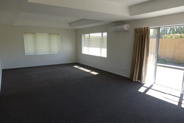 Photo of property in 28 Greenwich Street, Halswell, Christchurch, 8025