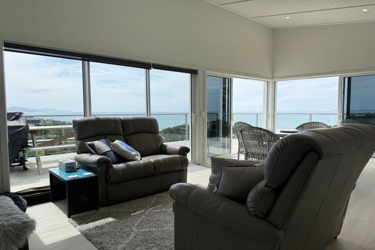 Photo of property in 28 Gray Avenue, Kuaotunu West, Whitianga, 3592