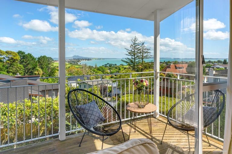 Photo of property in 112 Bleakhouse Road, Mellons Bay, Auckland, 2014