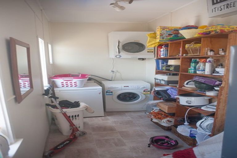 Photo of property in 36 Stone Street, Miramar, Wellington, 6022