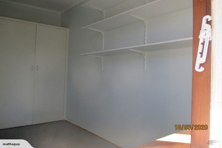 Photo of property in 1/3a Huapai Street, Onehunga, Auckland, 1061