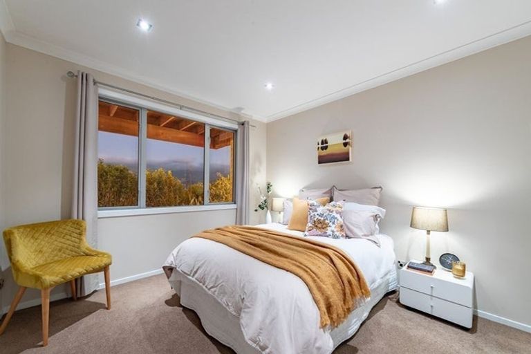 Photo of property in 25a Riverstone Drive, Riverstone Terraces, Upper Hutt, 5018