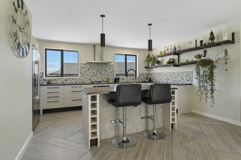 Photo of property in 11 Teal Place, Lake Hawea, Wanaka, 9382