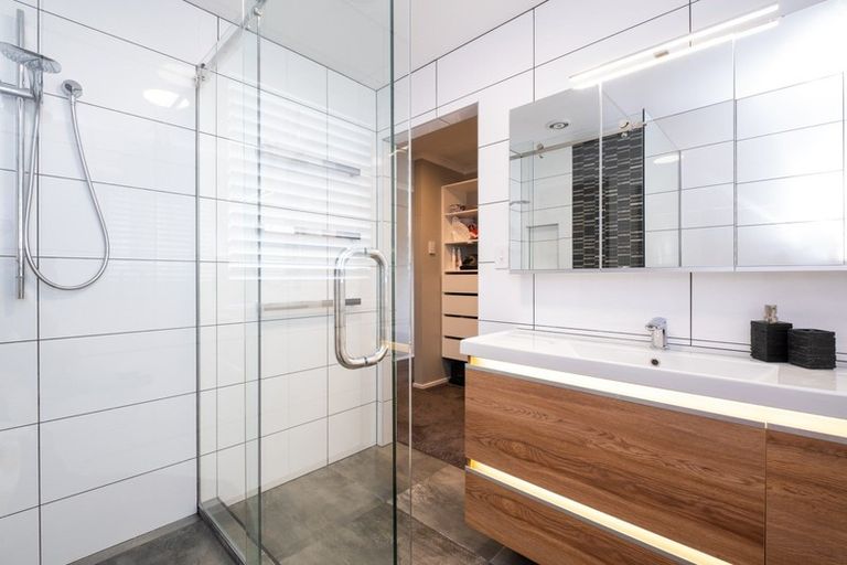 Photo of property in 20 Russell Robertson Drive, Havelock North, 4130