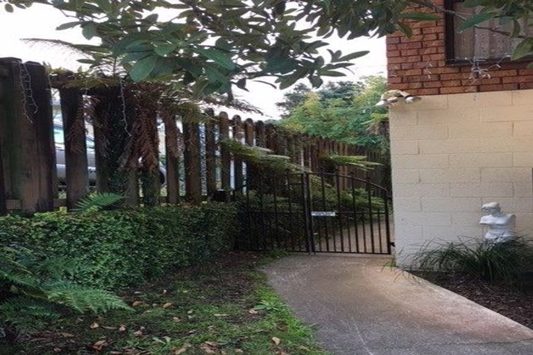 Photo of property in 54 Victory Street, Welcome Bay, Tauranga, 3112