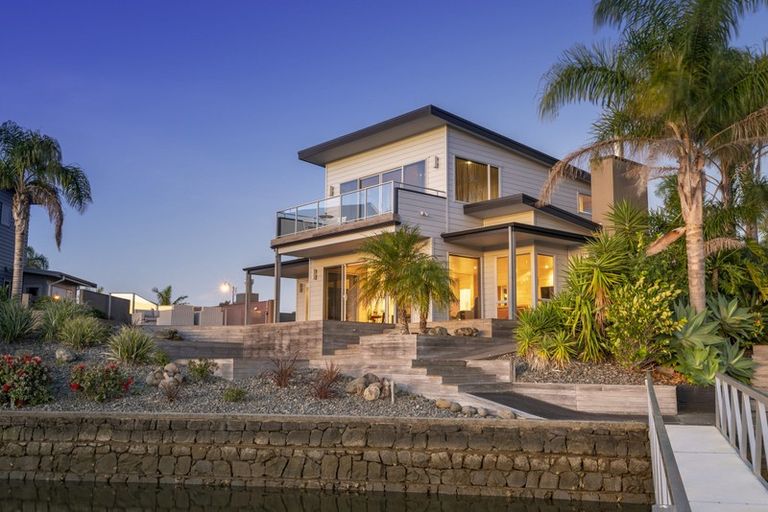 Photo of property in 9 Arawa Lane, Whitianga, 3510