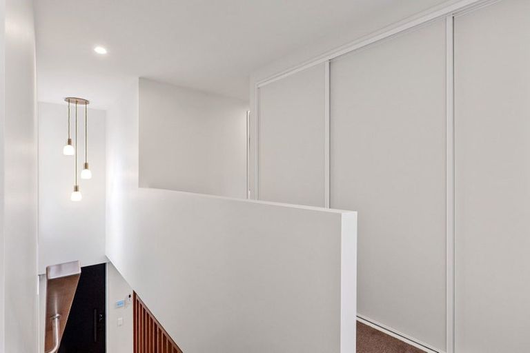 Photo of property in 49b Browns Road, St Albans, Christchurch, 8014