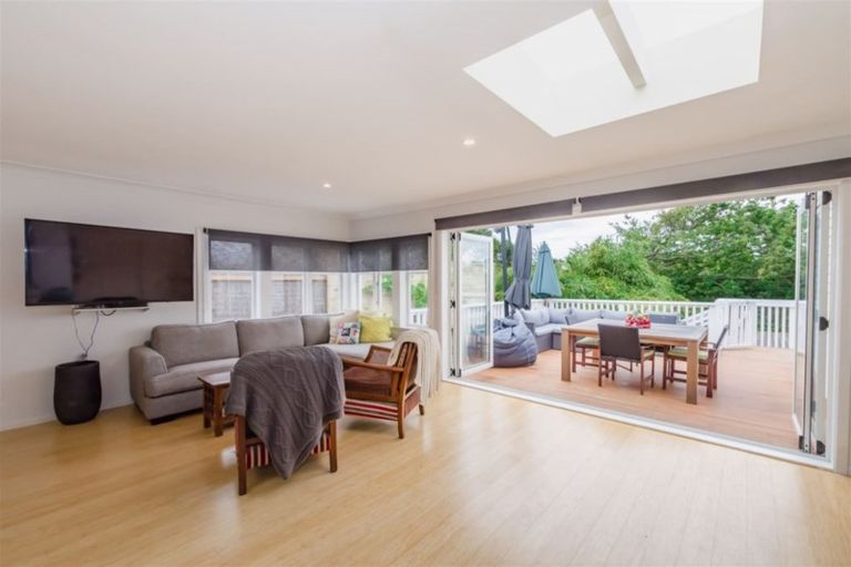 Photo of property in 8 Webber Street, Paraparaumu Beach, Paraparaumu, 5032