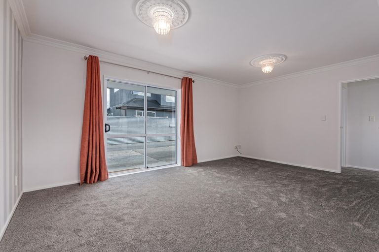Photo of property in 964a Tremaine Avenue, Roslyn, Palmerston North, 4414