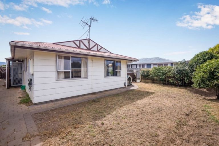 Photo of property in 61a Michael Road, Paraparaumu Beach, Paraparaumu, 5032