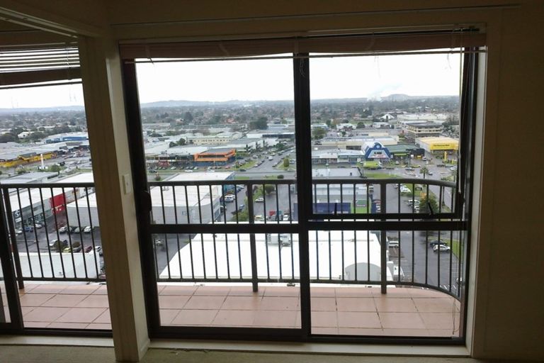Photo of property in The Rennaissance, 12f/18 Ronwood Avenue, Manukau, Auckland, 2104