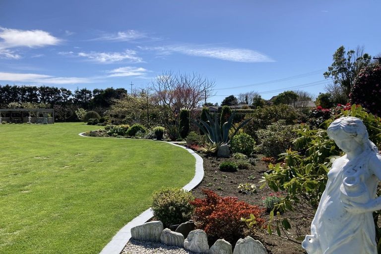 Photo of property in 2 Joll Street, Waitara, 4383