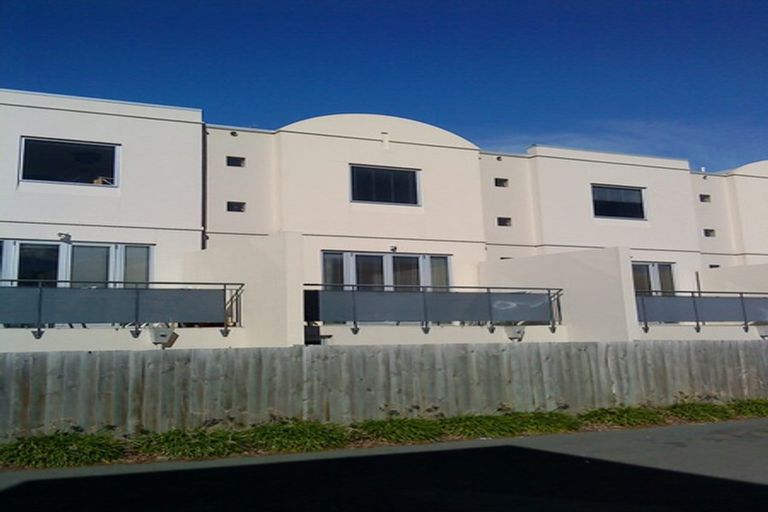 Photo of property in 8/5 Cross Street, Phillipstown, Christchurch, 8011