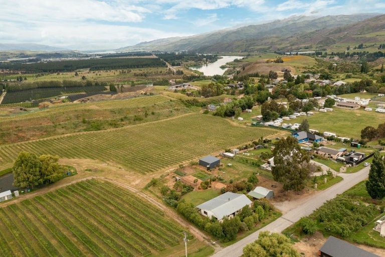 Photo of property in 26 Domain Road, Bannockburn, Cromwell, 9384