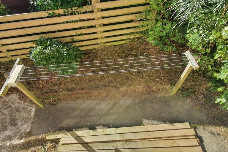 Photo of property in 16a Parsons Glen, Karori, Wellington, 6012