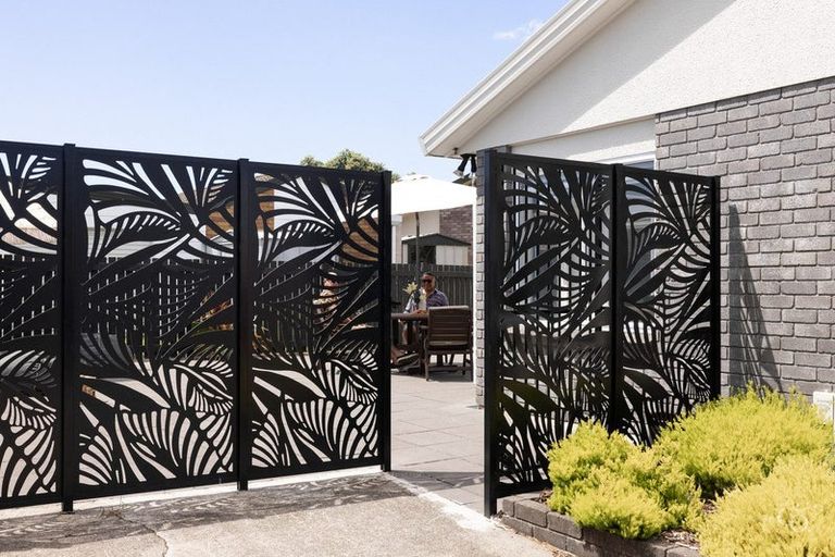 Photo of property in 27 Balmacewen Place, Mount Maunganui, 3116